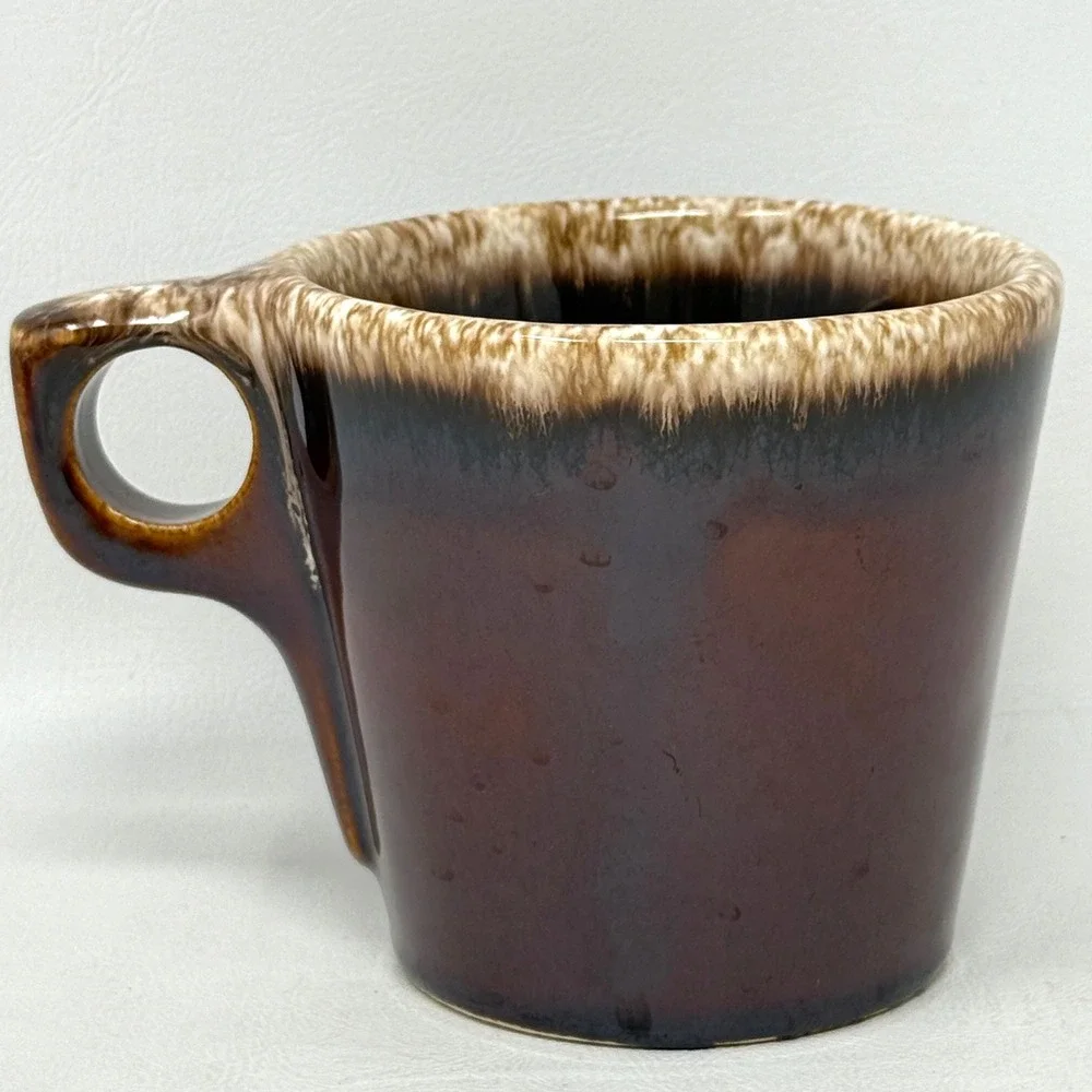 Hull Brown Drip Glaze 5 3/8